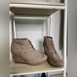 Merona microsuede booties